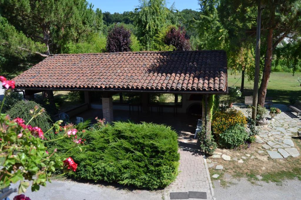 Trattoria Vecchio Mulino Bed and Breakfast Niella Tanaro Exterior foto